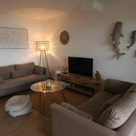 Maison Bord De Dans Avec Piscine * Ajaccio (Corsica)