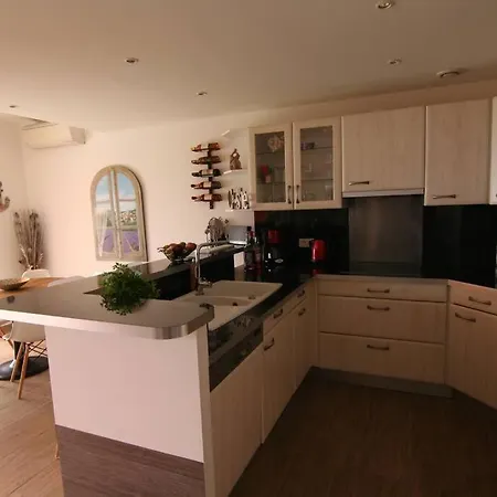 Ajaccio Maison Bord De Dans Avec Piscine Holiday home *