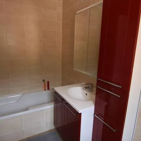 Maison Bord De Dans Avec Piscine * Ajaccio (Corsica)