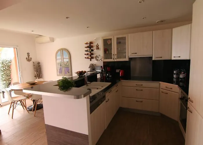 Maison Bord De Dans Avec Piscine Dom wakacyjny *